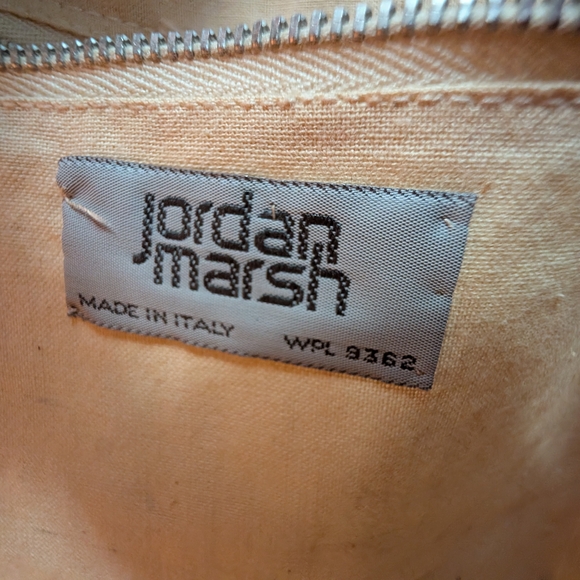 Elegant Tan Woven Tote Bag - Picture 6 of 6